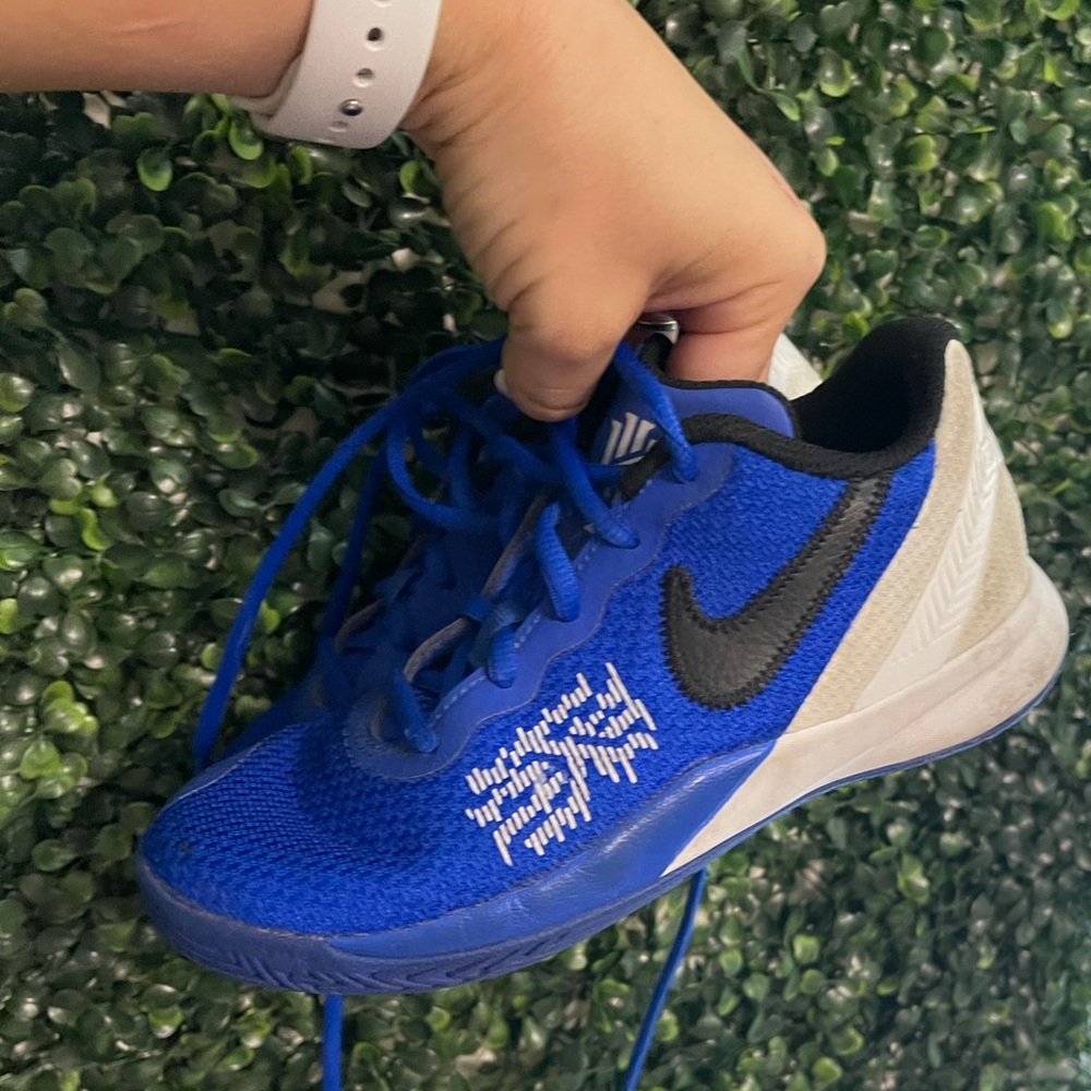 Nike shoes